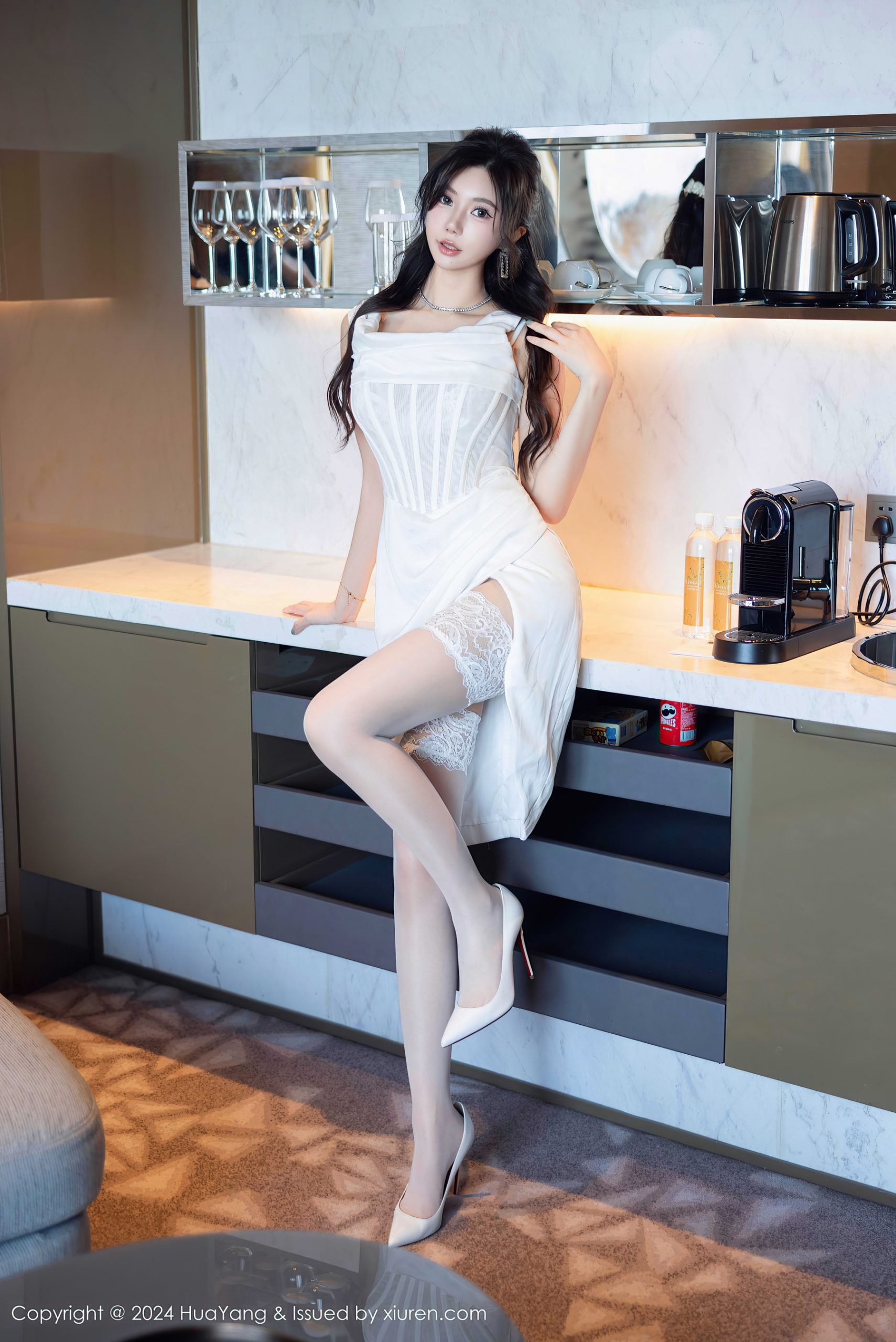 綺裡嘉ula