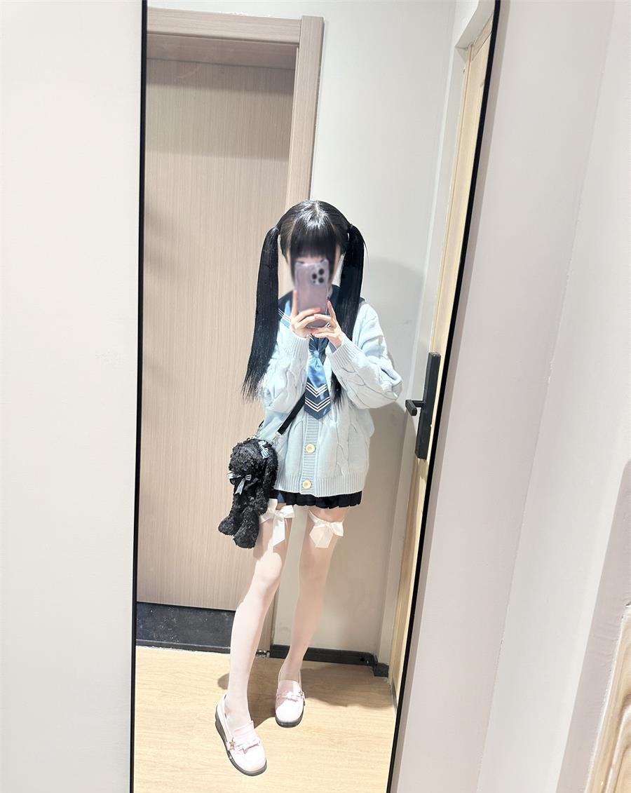 一只佐佐酱 